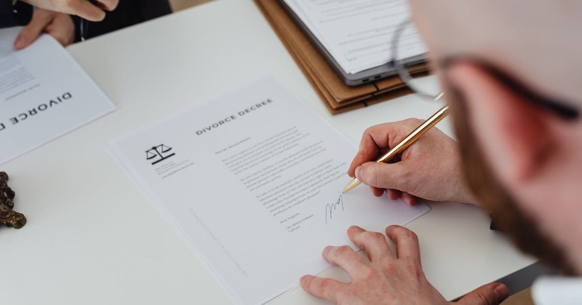 Distrato de Contrato: Como Sair de um Acordo Sem Prejuízo Desnecessário